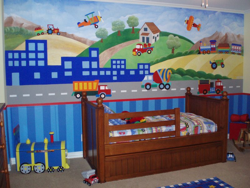 Children&rsquo;s bedroom with a hand-painted wall mural
